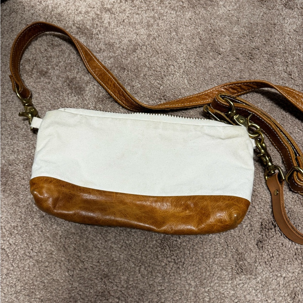 Rais case belt bag/crossbody